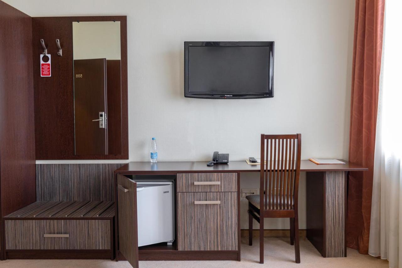 Neman Hotel กรอดโน ภายนอก รูปภาพ