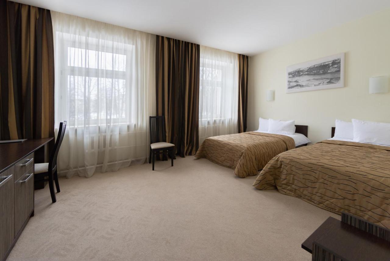 Neman Hotel กรอดโน ภายนอก รูปภาพ